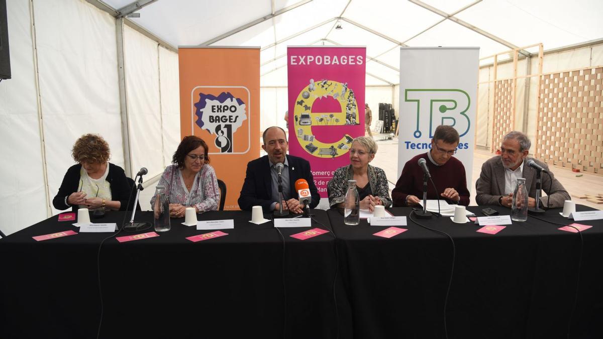 Les autoritats vinculades a l’ExpoBages van presentar ahir la 40a edició de la fira a la carpa tecnològica de Sant Domènec | ALEX GUERRERO