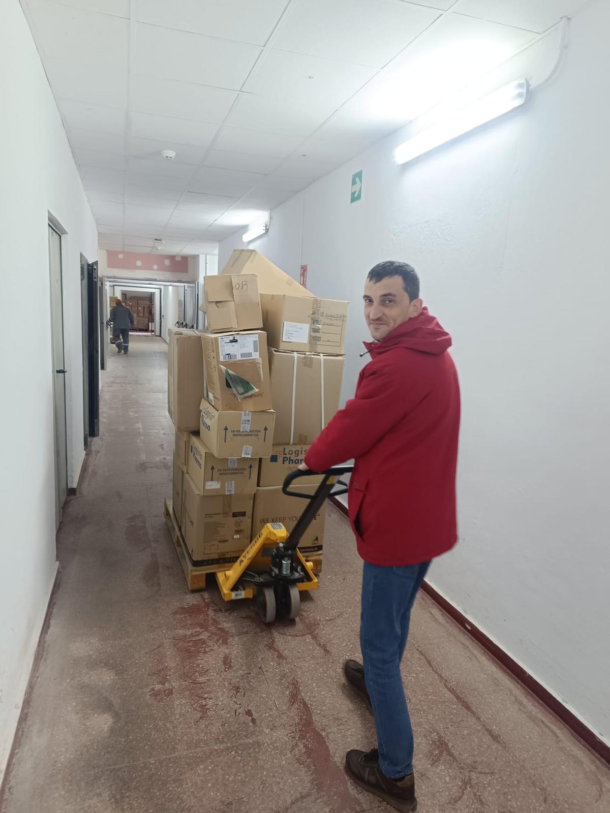 Preparativos del convoy humanitario.