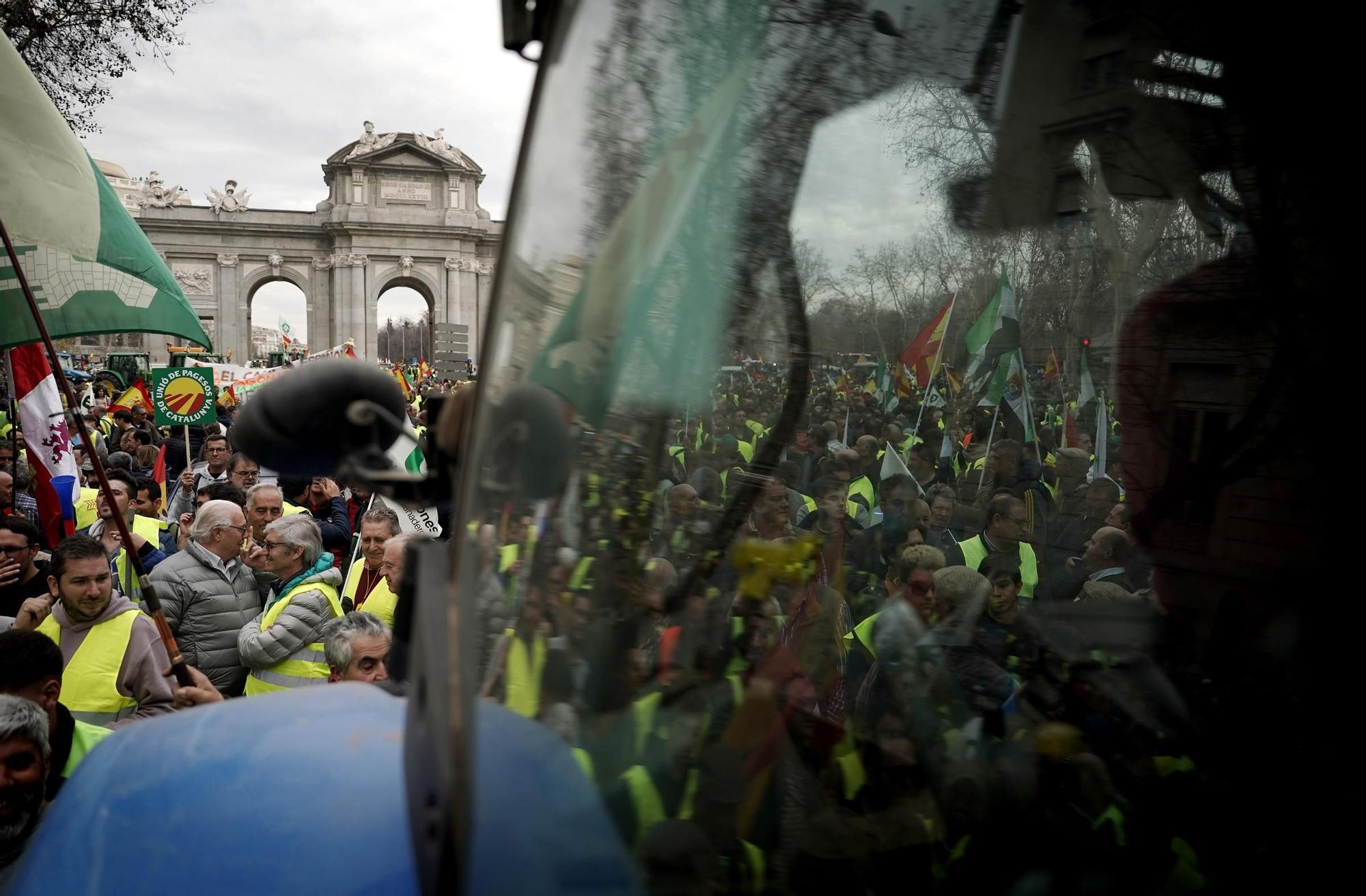 Manifestación de agricultores en Madrid, en imágenes