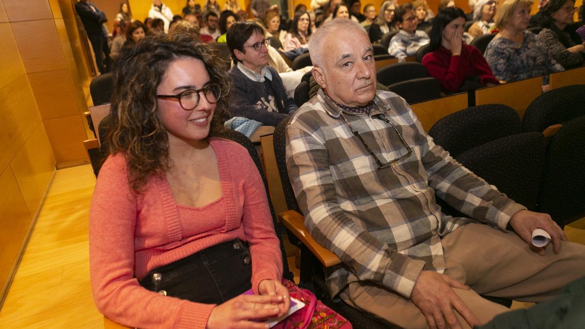 Marina Castro y Benjamín Menéndez, en la presentación del estudio en Avilés.