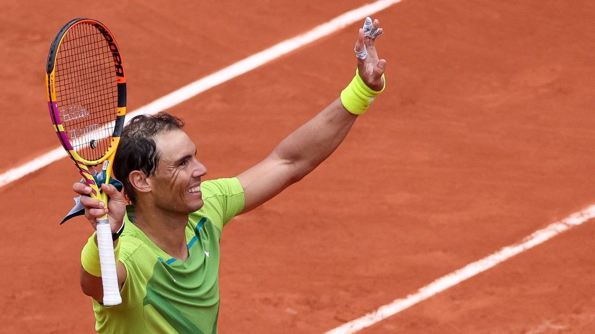 Nadal se estrena con victoria en París