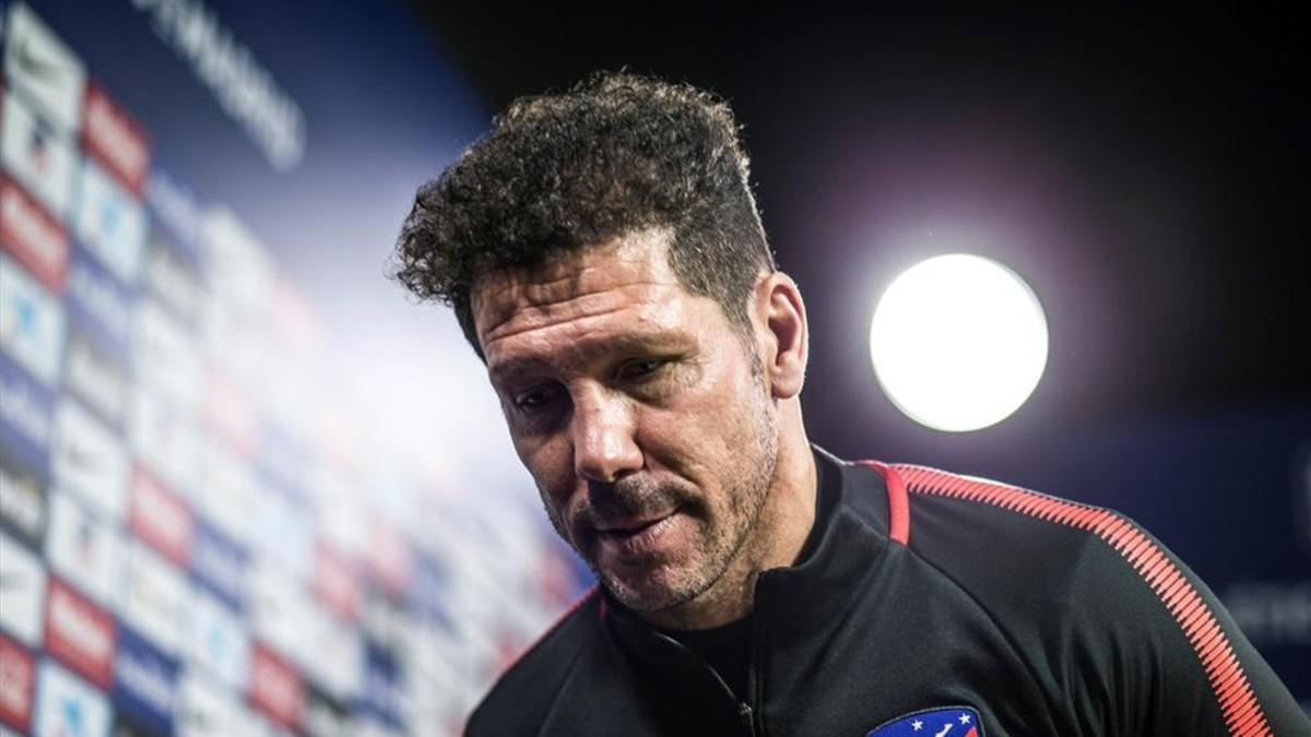 Simeone tras su comparecencia ante los medios en Majadahonda