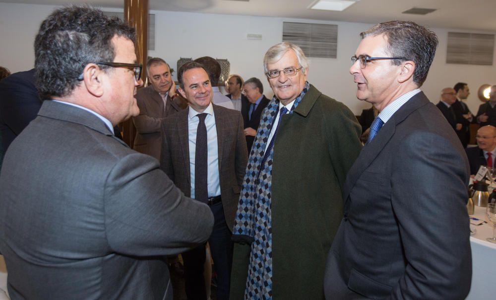 Asistentes al desayuno-coloquio organizado por el Foro Alicante