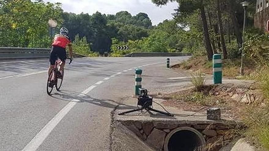 El radar que captó la velocidad el ciclista.