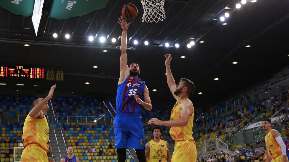 Mirotic, en una acción ante el Gran Canaria de esta temporada