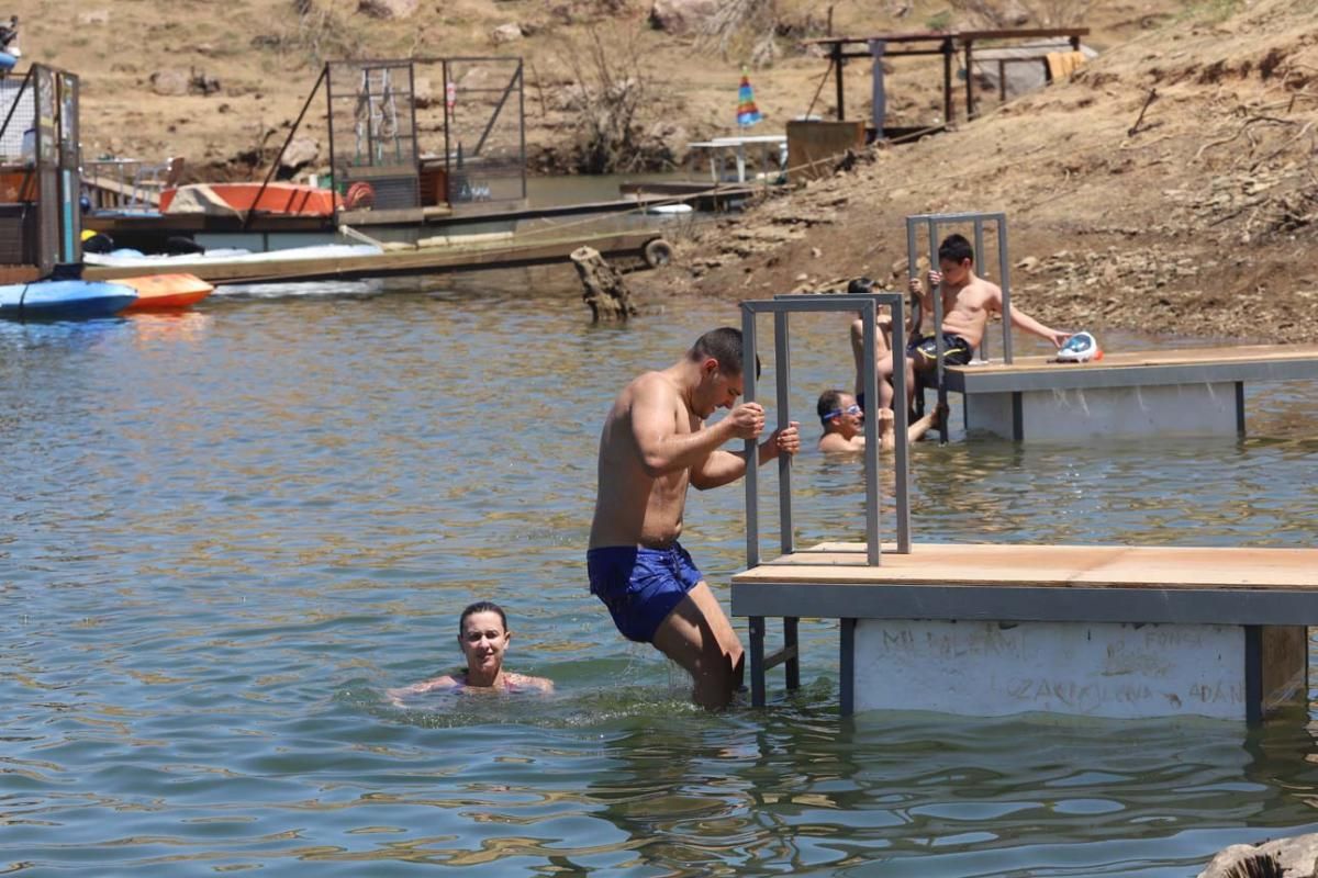 La Breña II y La Colada abren sus playas al baño con aforo limitado