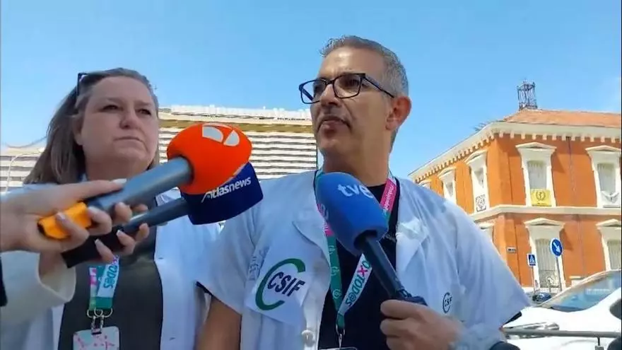 El delegado de CSIF en el hospital Gómez Ulla explica los protocolos de aislamiento para los casos sospechosos de hantavirus