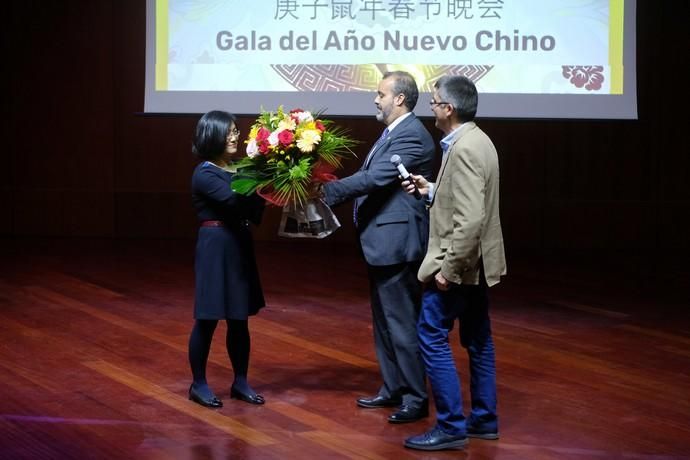 Las Palmas de Gran Canaria . El rector de la Universidad de Las Palmas de Gran Canaria, Rafael Robaina, asiste a la gala con la que el Instituto Confucio de la institución celebra el Año Nuevo Chino, que en esta ocasión festejará el advenimiento del año de la rata, animal que simboliza el ingenio y la chispa en el zodiaco chino  | 31/01/2020 | Fotógrafo: José Carlos Guerra