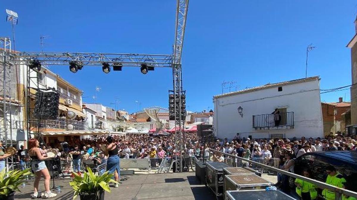 Uno de los conciertos ofrecidos en un año anterior del Festivalino.