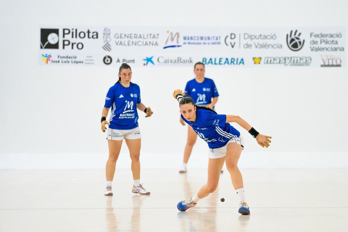 El trio blau, campió femení.