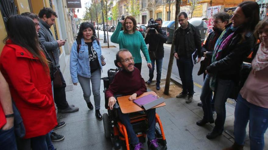 Echenique dice que el objetivo de Podemos es lograr más gobiernos &quot;a la valenciana&quot;