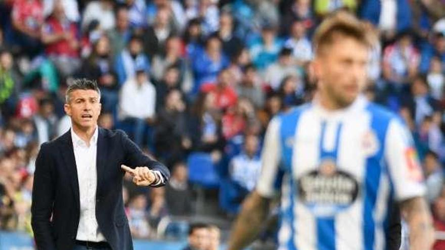 Martí, en Riazor, en el Deportivo-Mallorca del play-off. // Carlos Pardellas