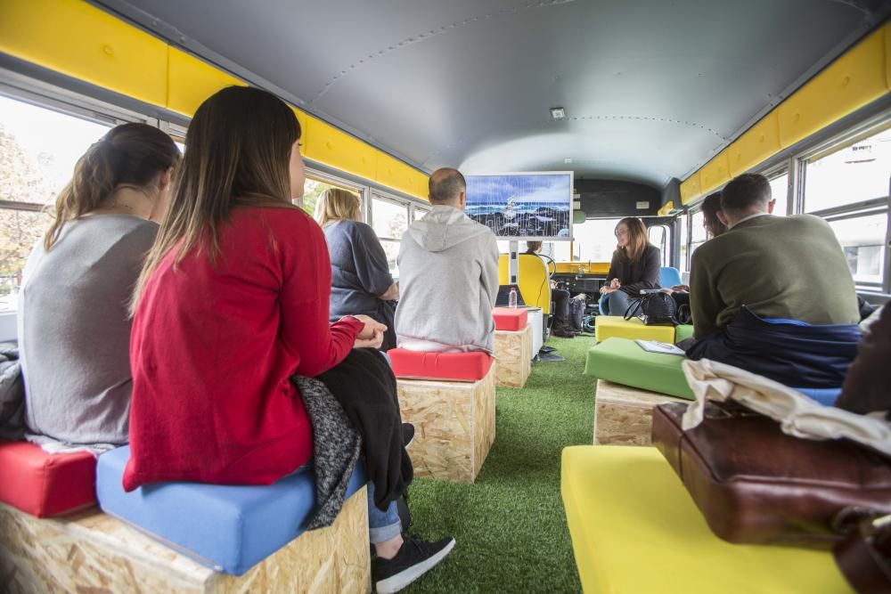 Presentación de Google Actívate en la plaza Séneca de Alicante