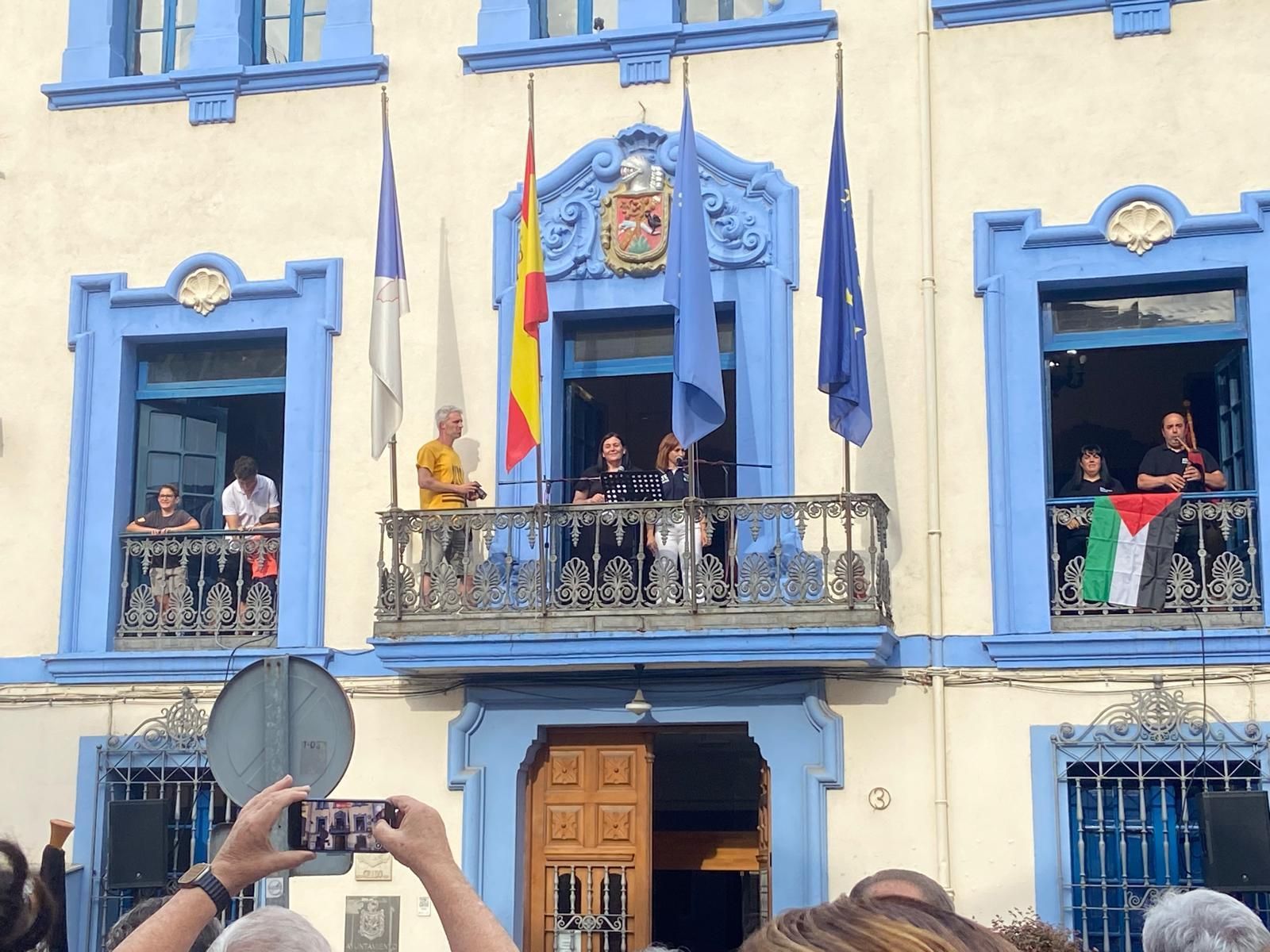 El pregón de Santiago y Santa Ana, en imágenes