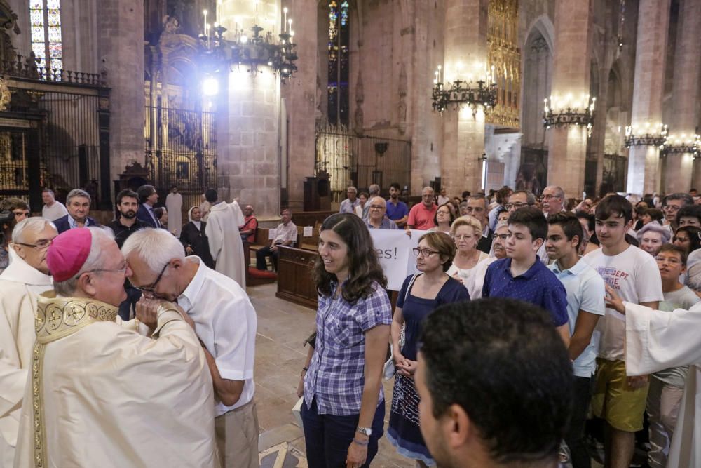 Salinas se despide de Mallorca con una misa en la catedral