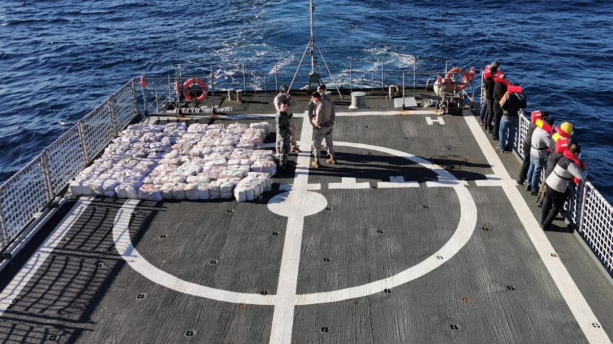 Interceptan tres kilos de cocaína frente a las costas de Ribadeo