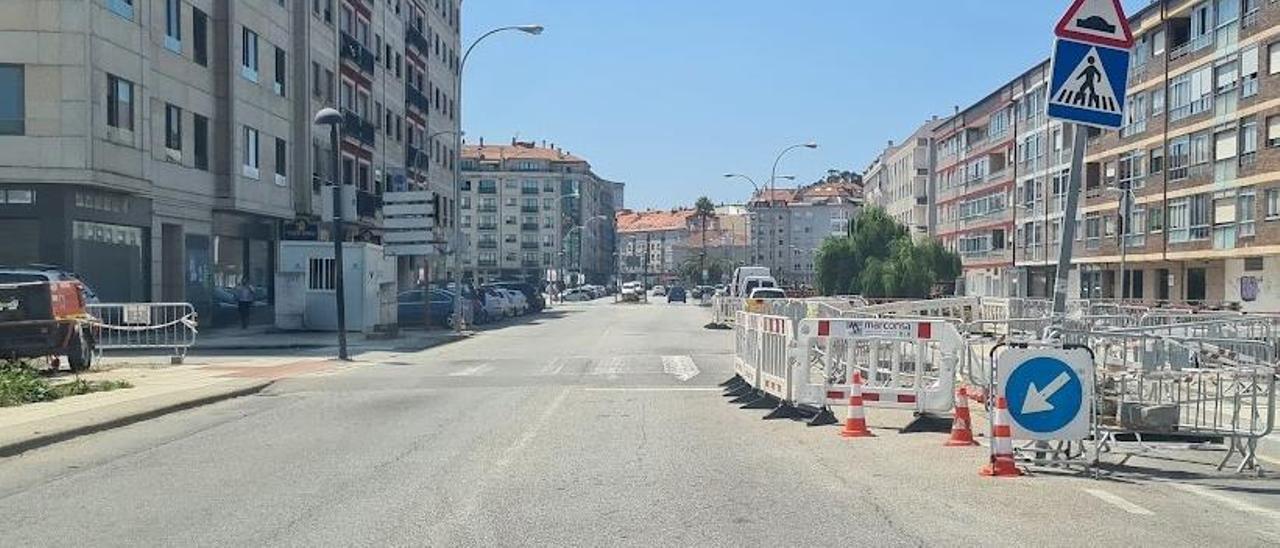 Obras en la calle Rodrigo de Mendoza, ayer.