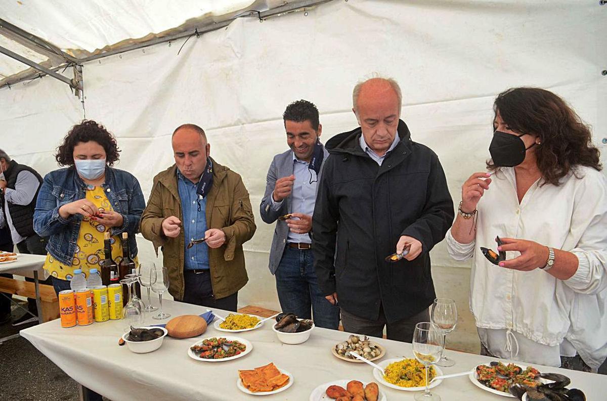 Las visitas a la carpa se multiplicarán hasta el domingo. |  // NOÉ PARGA