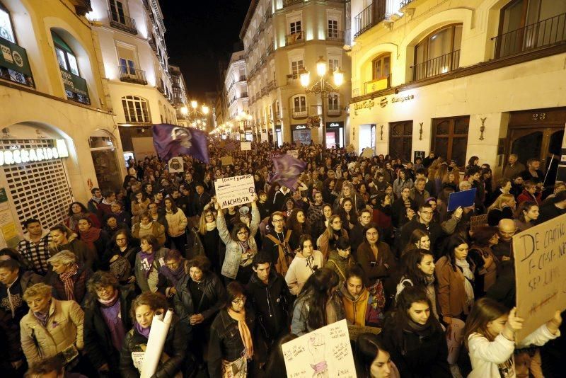 Fotogalería del 8-M en Zaragoza