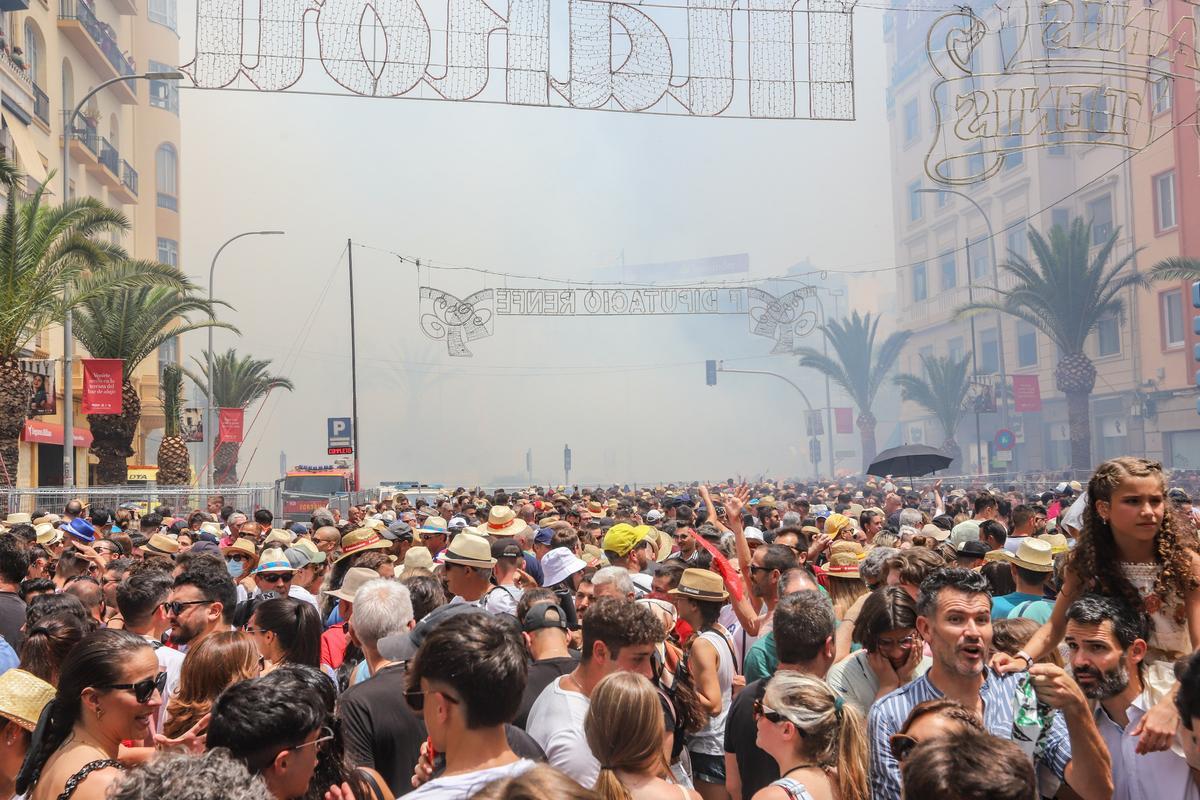 Segundo día de mascletá, pirotecnia Reyes Martí
