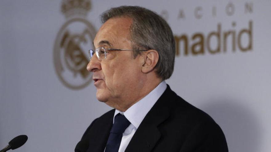 Florentino vigila de cerca a Benítez en el entrenamiento