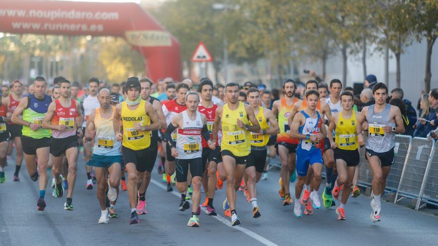 El Pas Ras al Port llenó de corredores La Marina de València