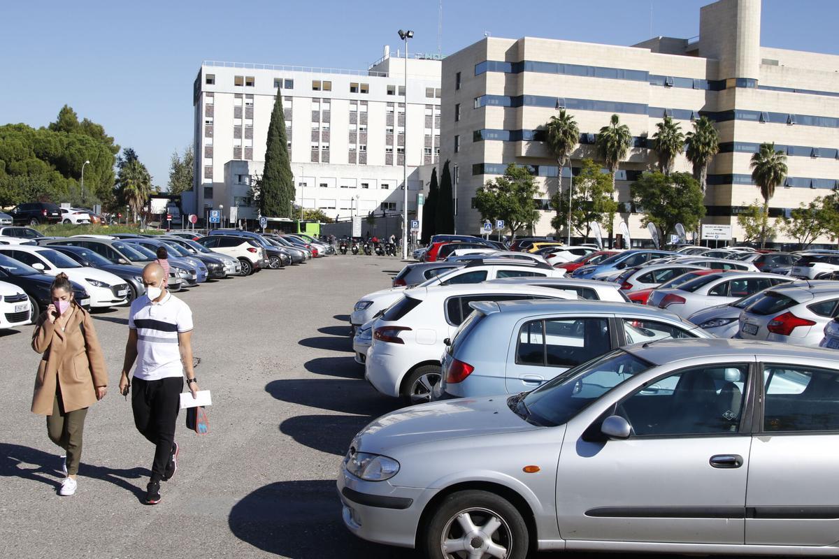 Parking del Reina Sofía donde se colocarán las marquesinas con las placas solares.