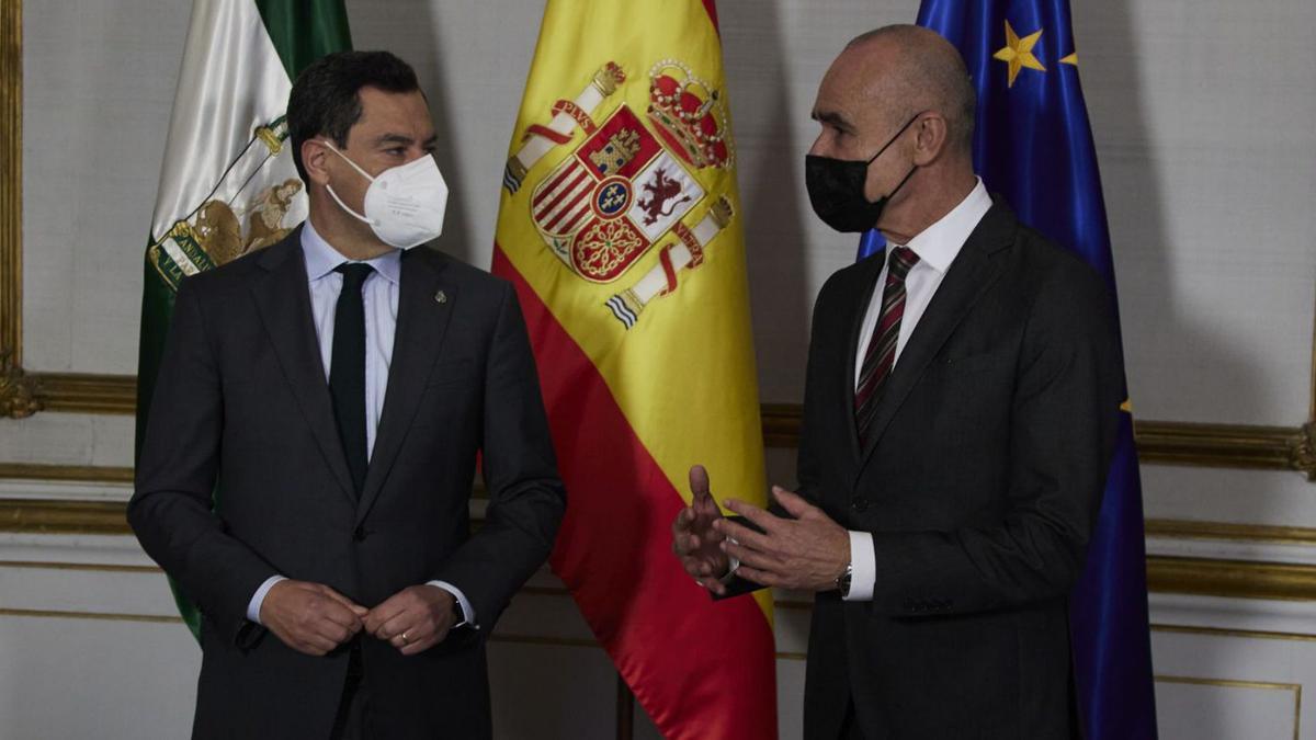 Juanma Moreno recibe al recién nombrado alcalde de Sevilla, Antonio Muñoz.