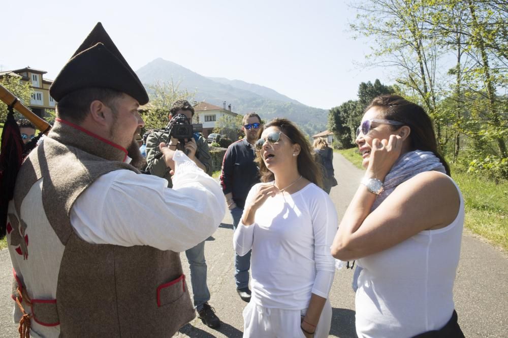 Eva Longoria visita su edén asturiano