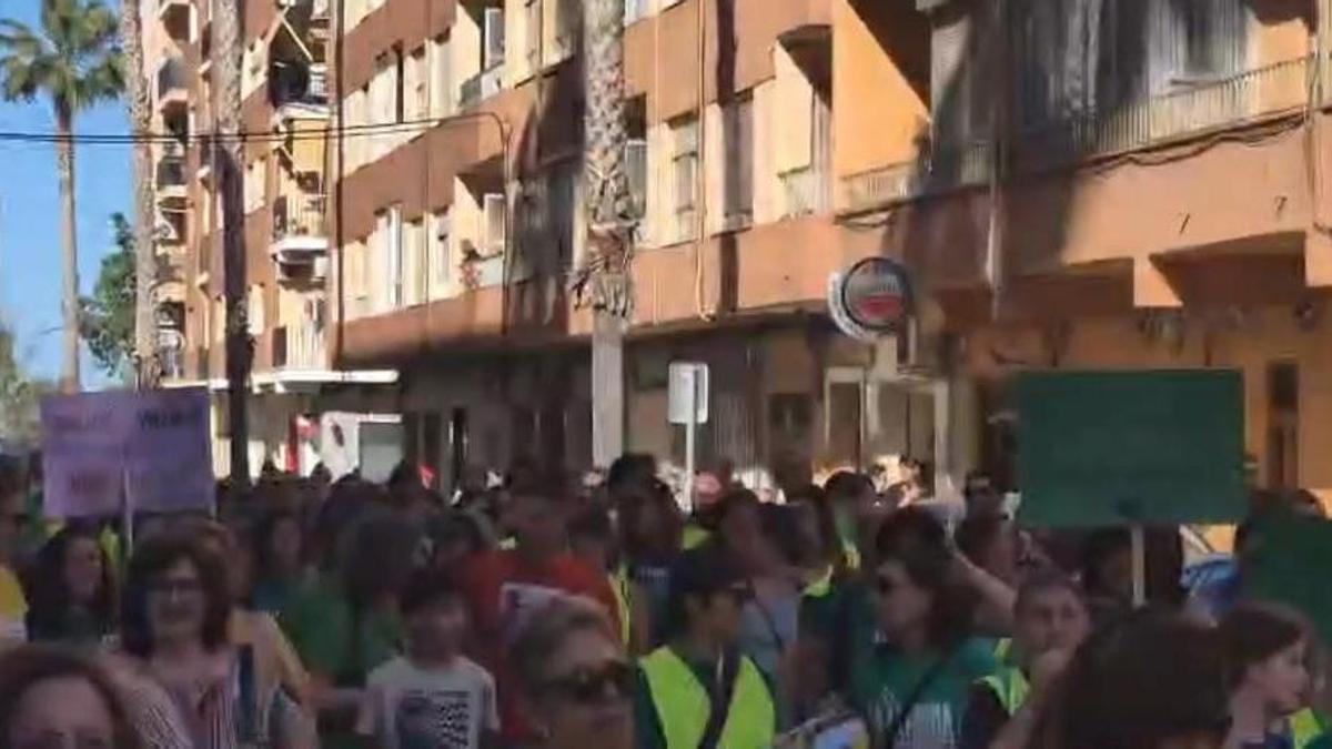 La tercera gran movilización comarcal recorre las calles de Carlet
