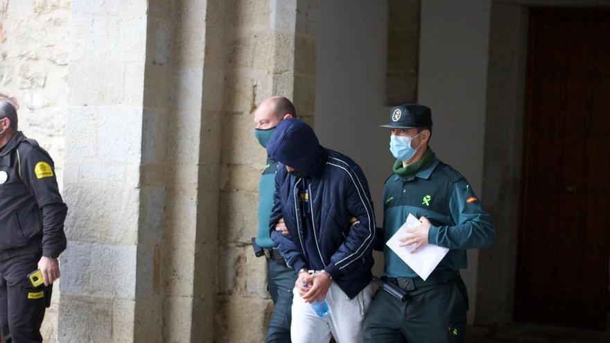 La fiscalía pide condenar por asesinato al acusado de matar al joven de Miajadas por una deuda de 50 euros