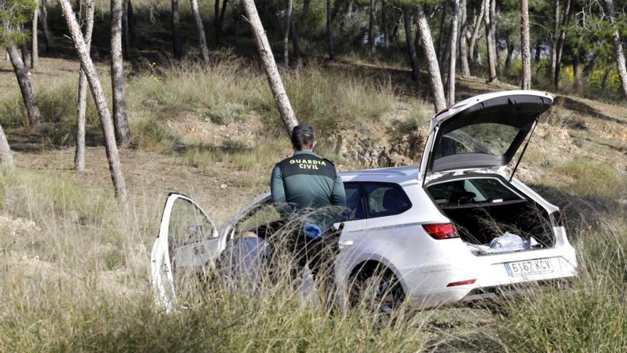 Los investigadores creen que pudo acabar con su vida prendiéndose fuego.