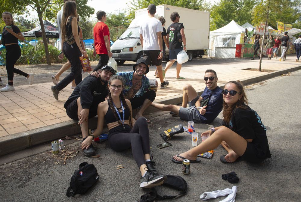 Segundo día de acampada en el festival Festardor del Port de Sagunt.