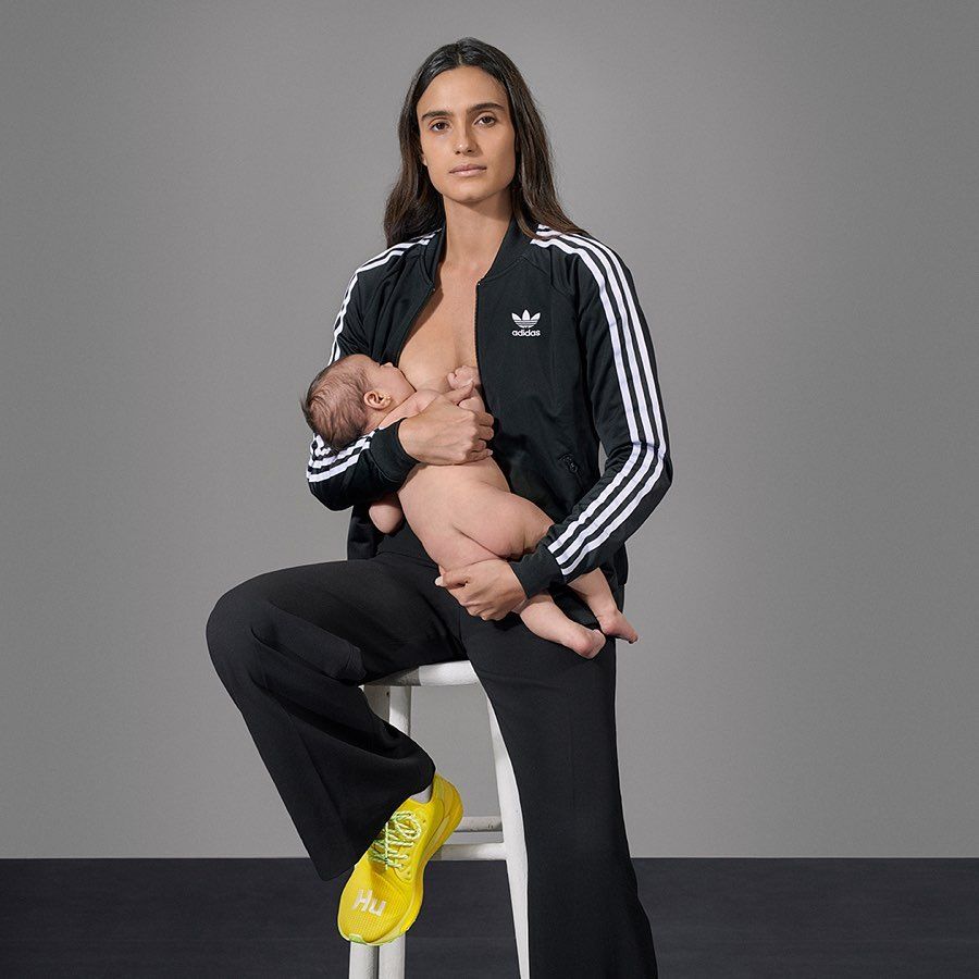 Así es la campaña de Adidas, con una dando el pecho, está revolucionando internet - Woman