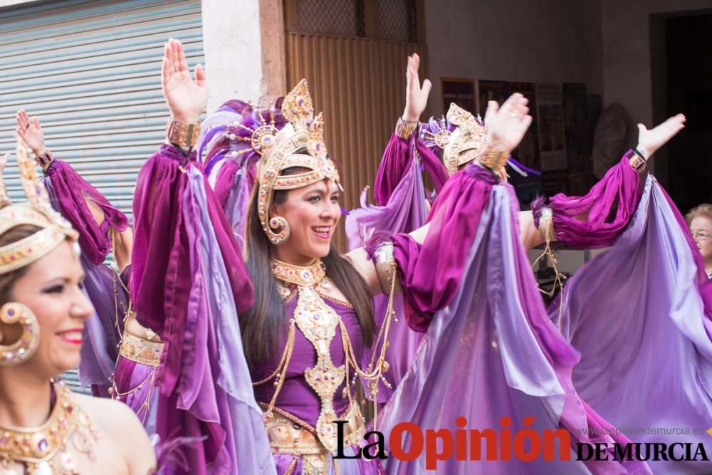 Procesión Desfile día 3 de Mayo en Caravaca