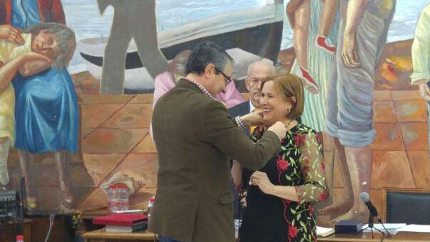 Toma de posesión de una nueva edil socialista en Rincón de la Victoria