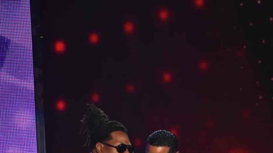 Enrique Iglesias y Nicky Jam arrasan con los Billboard latinos