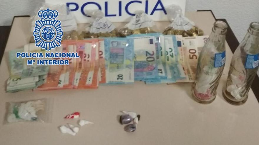 Detienen al dueño de un local de la capital por posesión y consumo de drogas