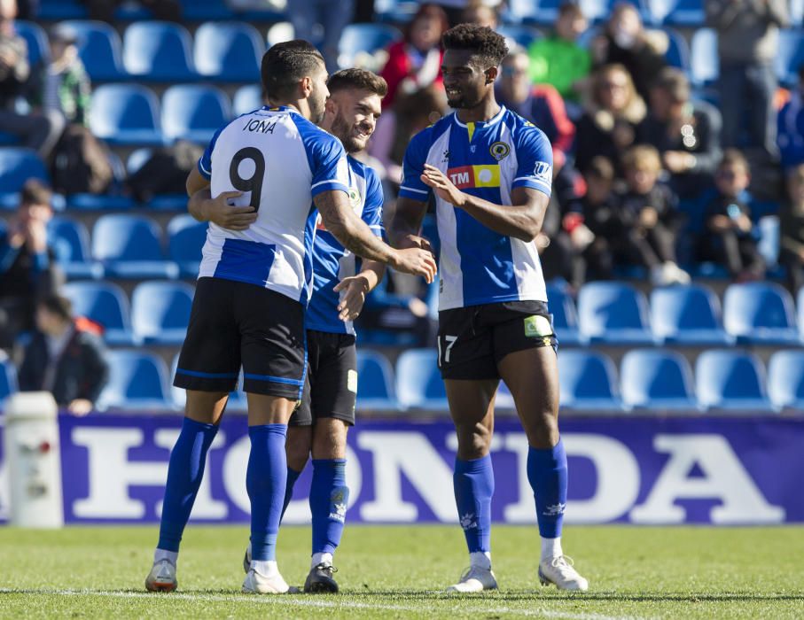 El Hércules desperdicia la ocasión y no pasa del empate ante el AE Prat.