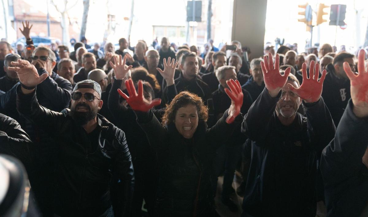 Els sindicats de presons firmen un acord amb la Generalitat