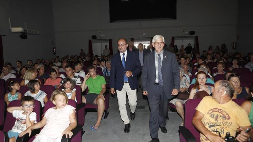 Ainzón vive con entusiasmo la reapertura de su sala de cine