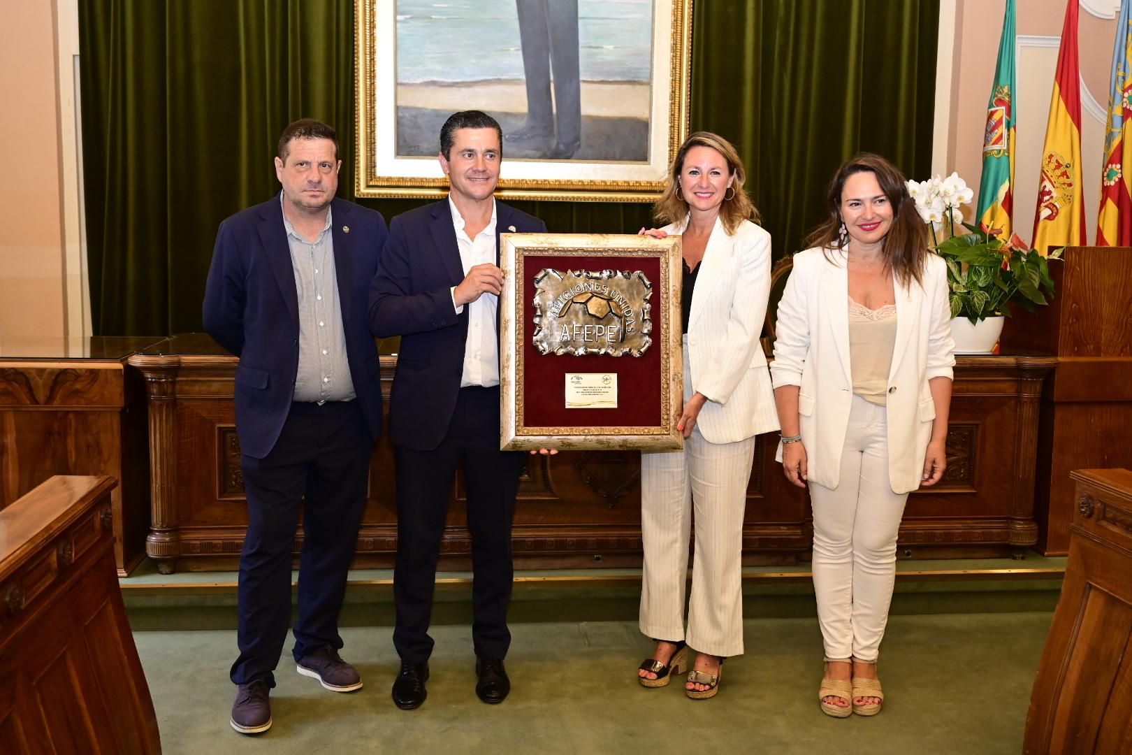 Galería | Un millar de peñistas toman Castellón