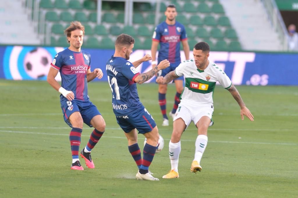 Elche - Huesca, las imágenes del partido