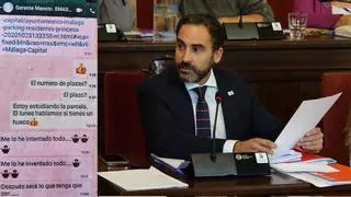 Chisteras, WhatsApps y dos pesetas: Smassa tensiona el pleno de Málaga