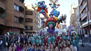 Los monumentos falleros toman Burriana tras la intensa y festiva Nit de la Plantà