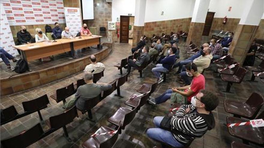 CCOO avisa de que tendrán que ir a la huelga por el ERE de Alumalsa