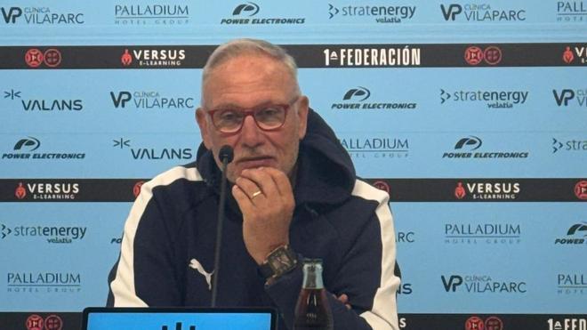 Miguel Álvarez, técnico de la UD Ibiza: “Si el partido dura cinco minutos más, creo que lo remontamos”