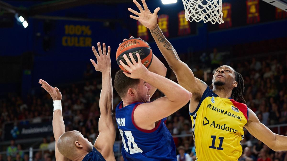 Parra, en una acción del partido ante el Andorra