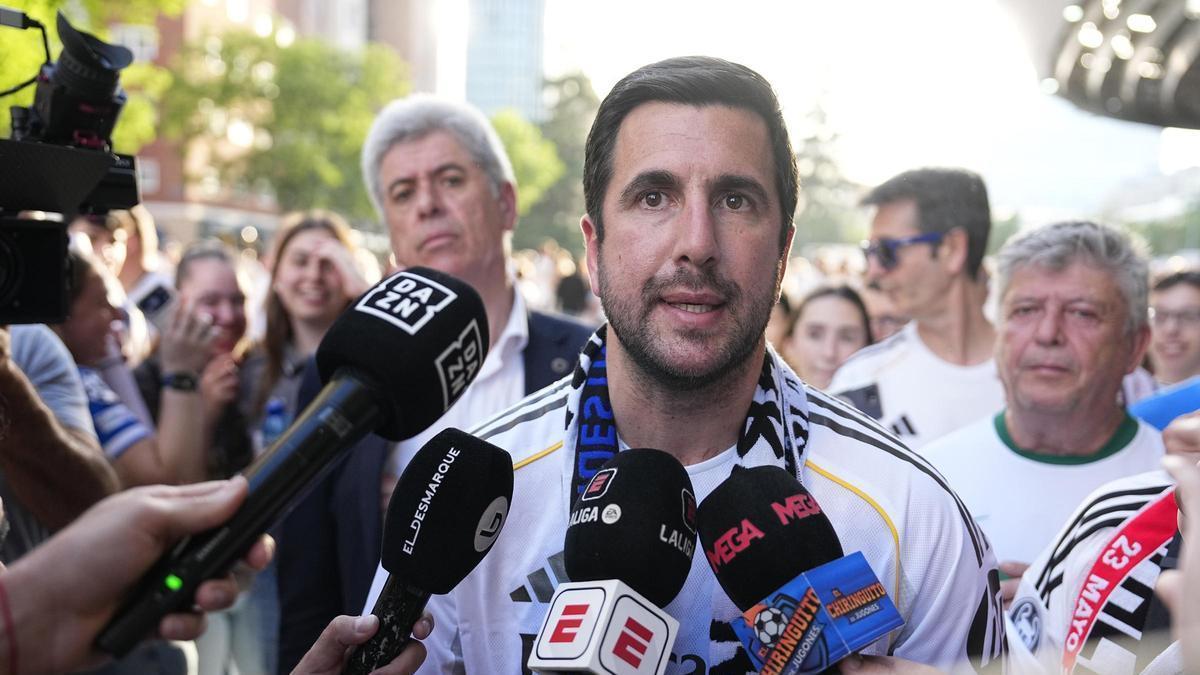 ELECCIONES REAL MADRID | Los socios del Real Madrid podrán elegir entre dos candidatos en unas elecciones 20 años después: la junta electoral confirma la candidatura de Riquelme