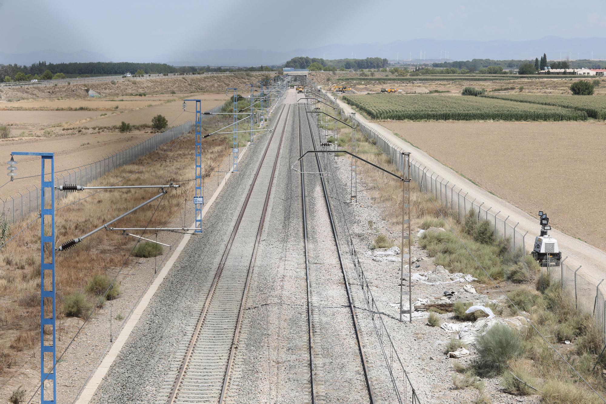 Las obras de Adif en Zuera, a toda máquina